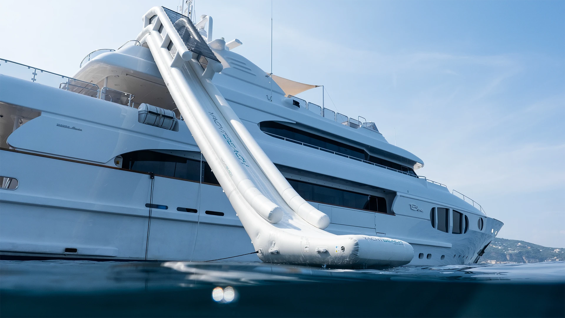 YACHTBEACH MAGIC YACHTSLIDE 380-460 (5.47 x 7.8) - Image 2